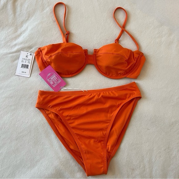 Liberty & Justice Extra High Leg Super Cheeky Bikini Bottom + Underwire Top Set - Picture 3 of 8